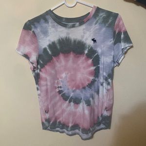 cute abercrombie tie die tee